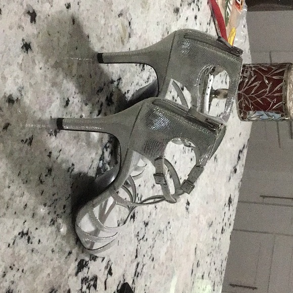 Dressy sandals - Picture 2 of 2